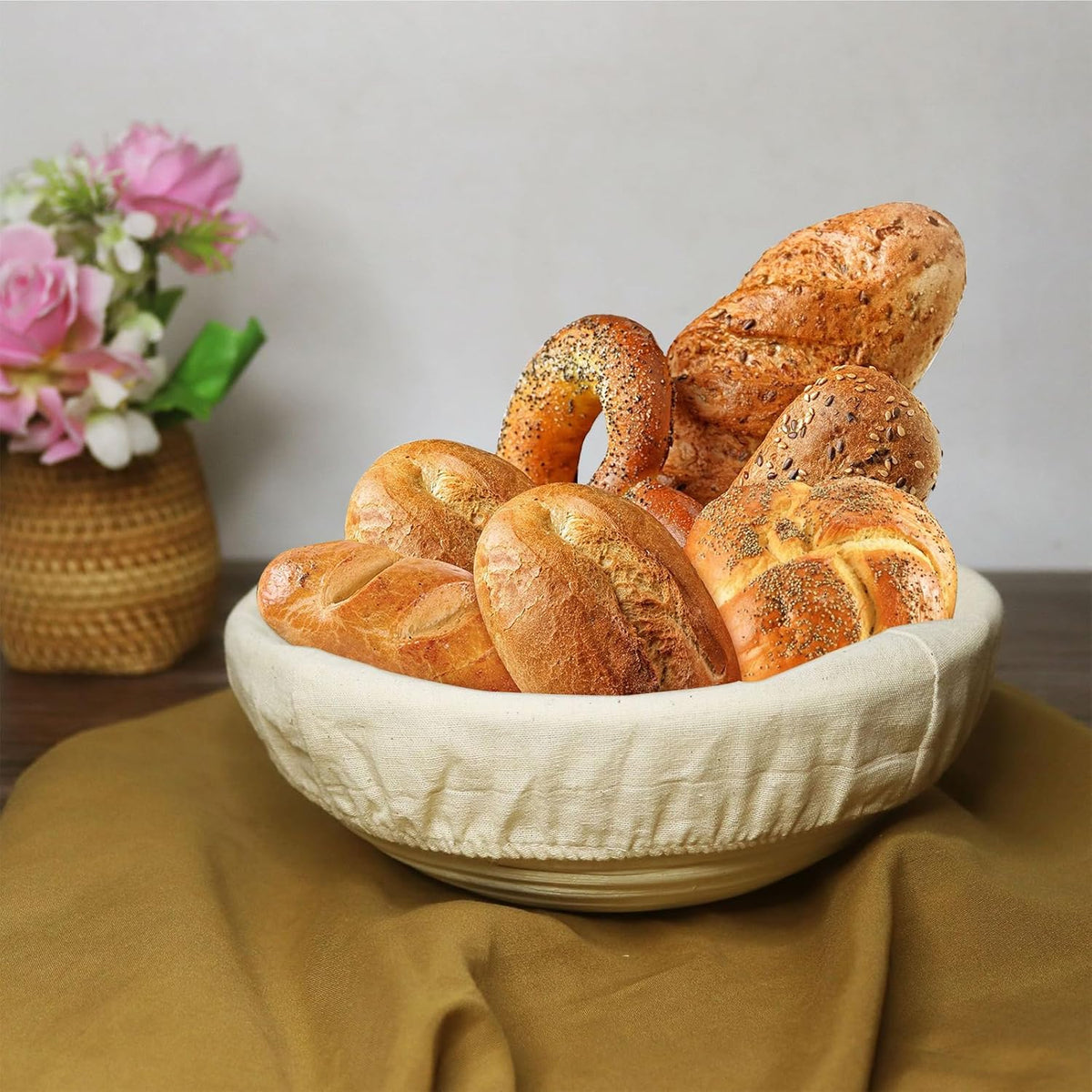 KONGDY Banneton Bread Proofing Basket, 10 Inch Round Sourdough Proofing Basket with Linen Liner, Bread Making Starter Kit, Bread Lame