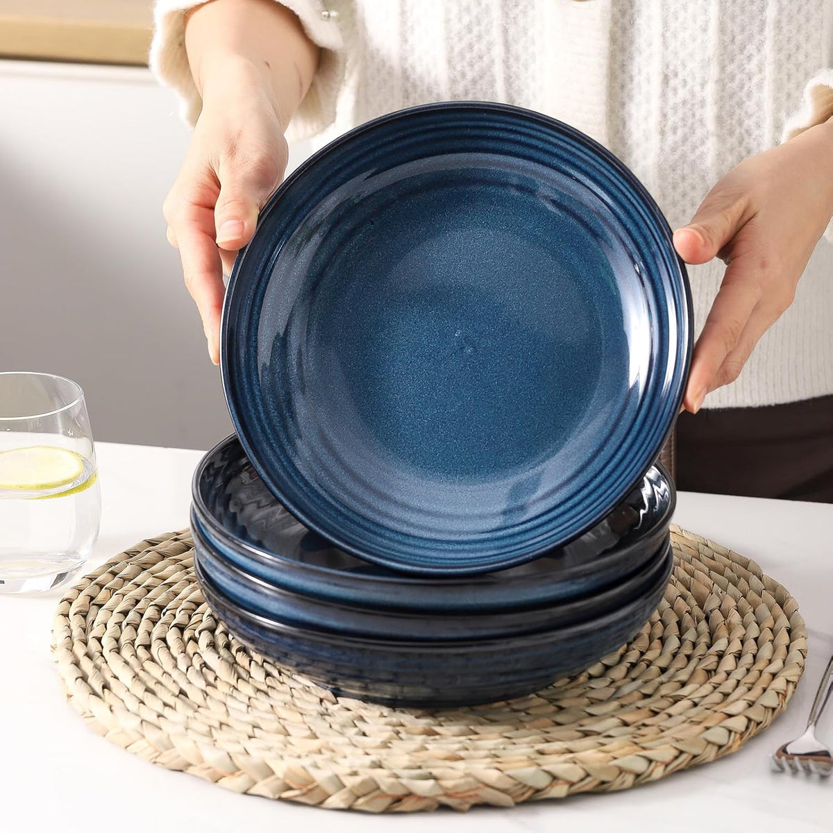 MEKY Ceramic Pasta Bowls, 8.7 Inch Serving Bowls for Salad, 32oz Soup & Fruit, Set of 4,Microwave & Dishwasher Safe, Dinnerware for Family, Entertaining & Everyday Meals (Blue)