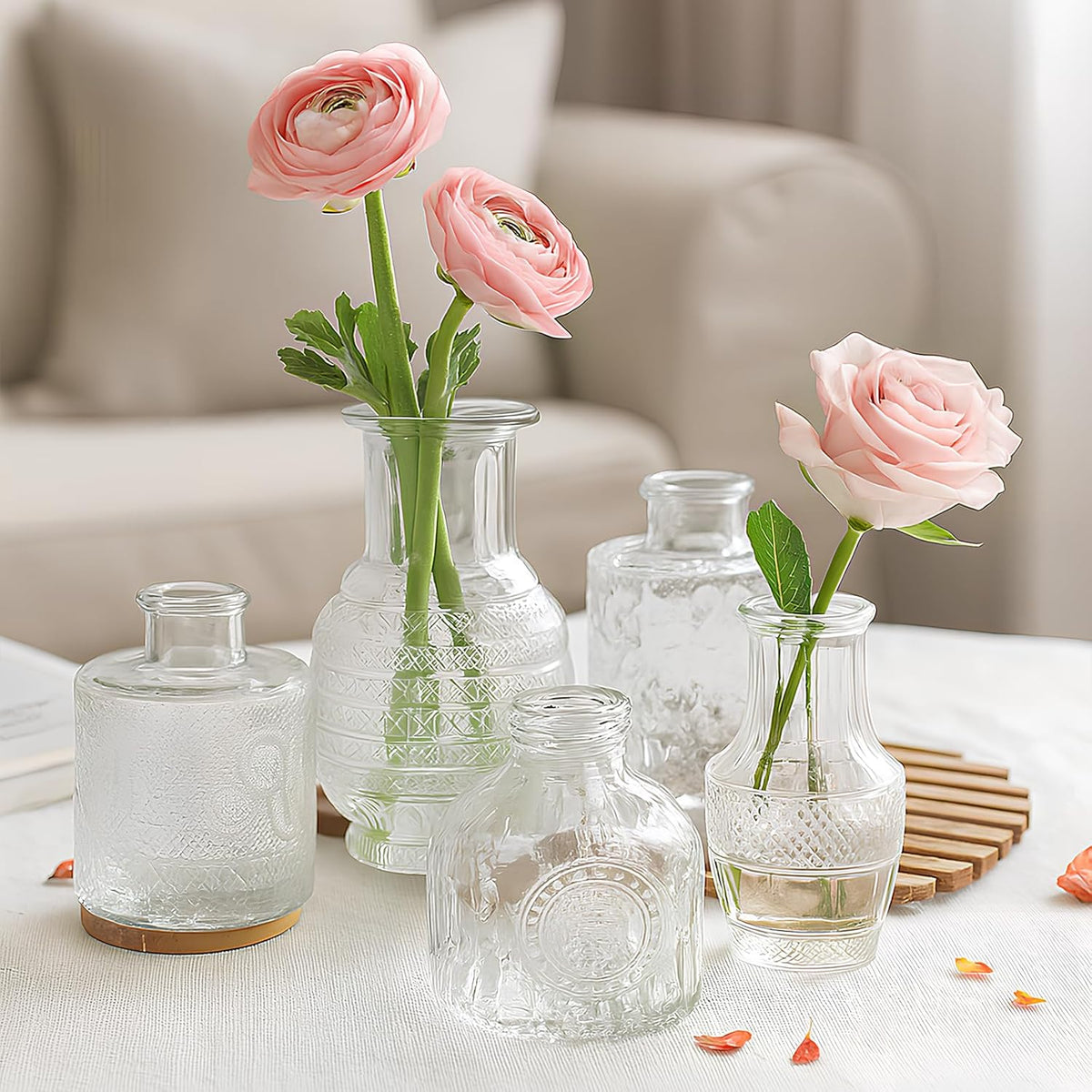 Glass Bud Vase Set of 16 Pcs, Small Clear Bud Vases for Flowers, Vintage Vases for Centerpiece Table Wedding Decorations Home Decor Glass Bottles for Birthday Party Anniversary