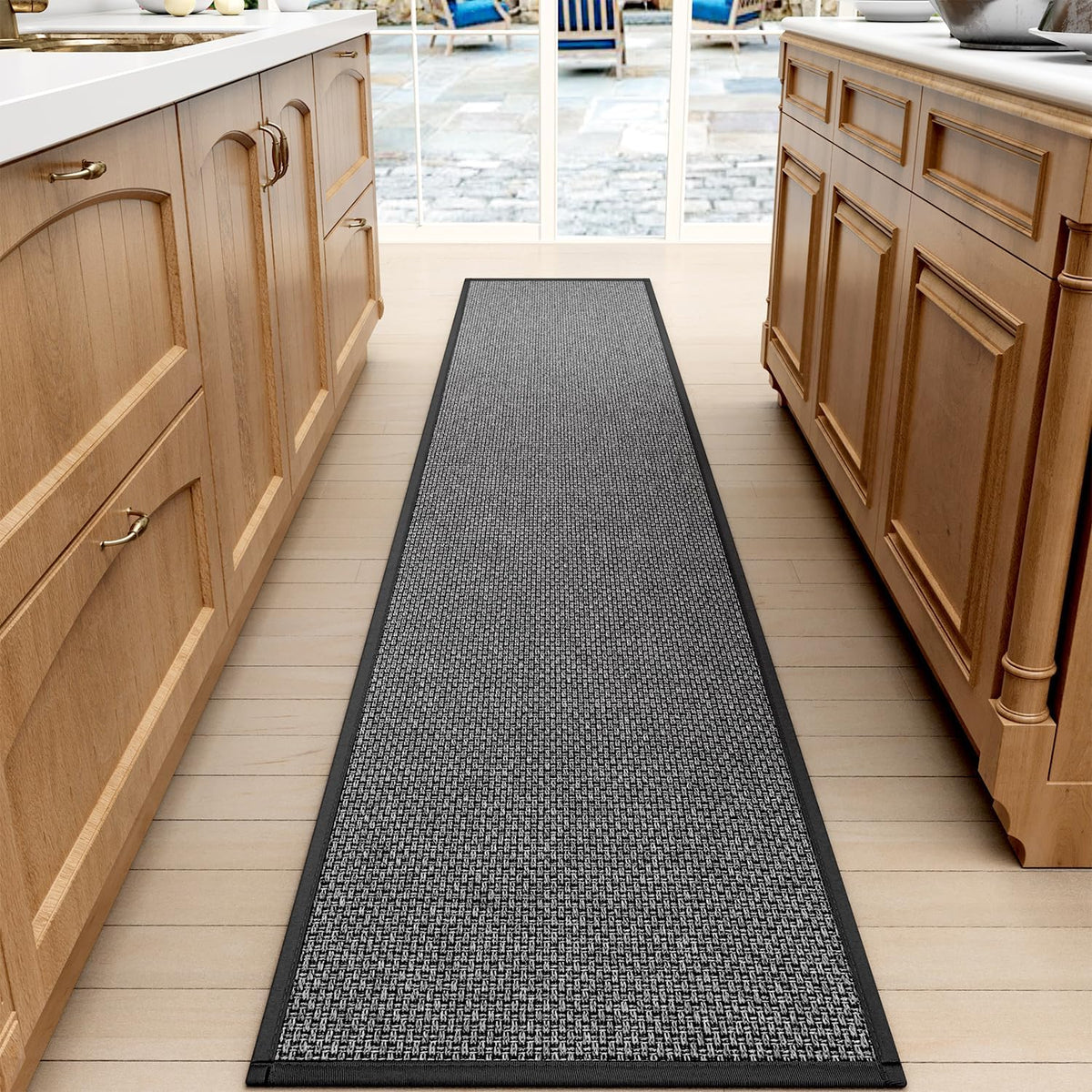 Kitchen Mat 1 PCS, Cushioned Non Slip Rugs for Kitchen Floor, Absorbent Runner Comfort Standing Mats Washable for Kitchen, Office, Home (Black, 17.3"x79")