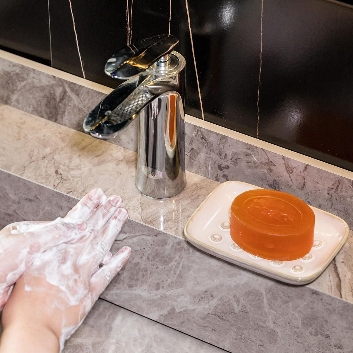 Soap Dish for Shower, Ceramic Soap Dish Non-Slip Soap Holder Bar Saver Tray for Bathroom Kitchen Sink, Floating Point Design Save Soap Loss
