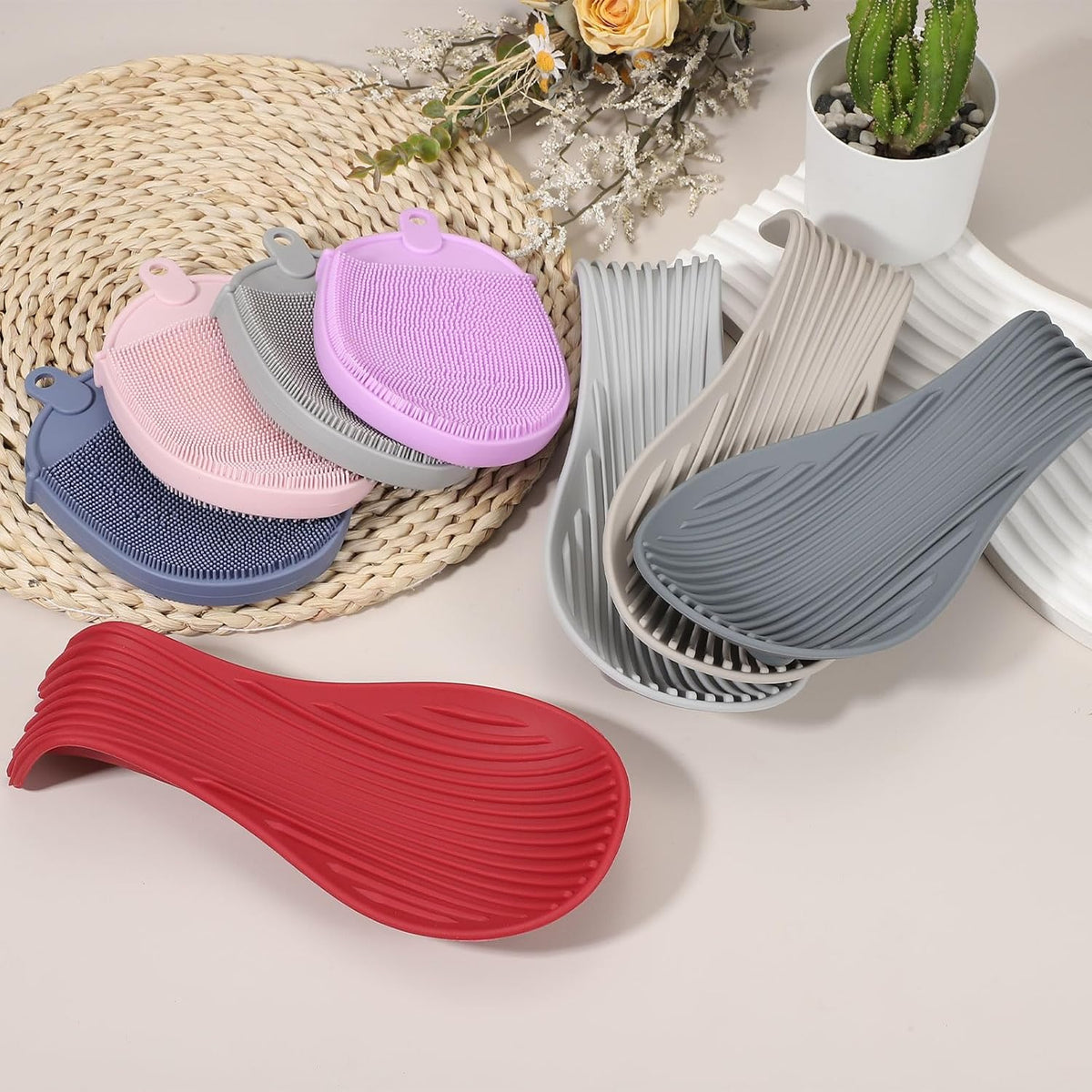 uxcell 1 Set Silicone Spoon Rest for Stove Top, Silicone Spoon Holder for Cooking Spatula, Ladle, Brush Light Grey/Pink