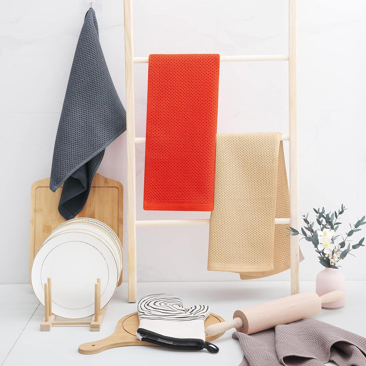 Homaxy 100% Cotton Waffle Weave Kitchen Dish Towels, Ultra Soft Absorbent Quick Drying Cleaning Towel, 13 x 28 Inches, 4-Pack, Apricot