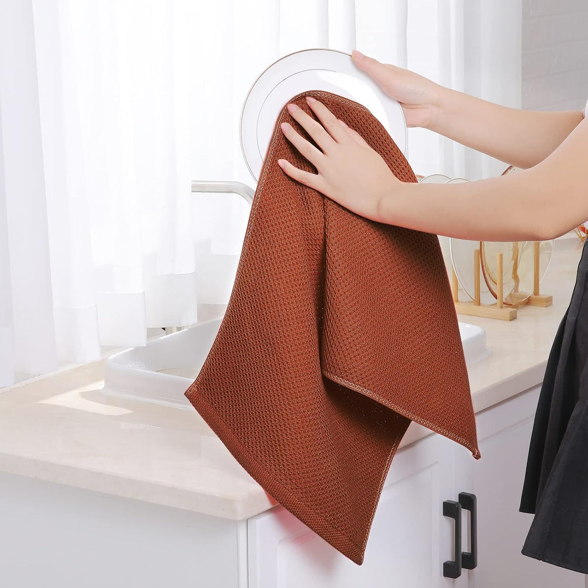Homaxy 100% Cotton Waffle Weave Kitchen Dish Towels, Ultra Soft Absorbent Quick Drying Cleaning Towel, 13 x 28 Inches, 4-Pack, Rust