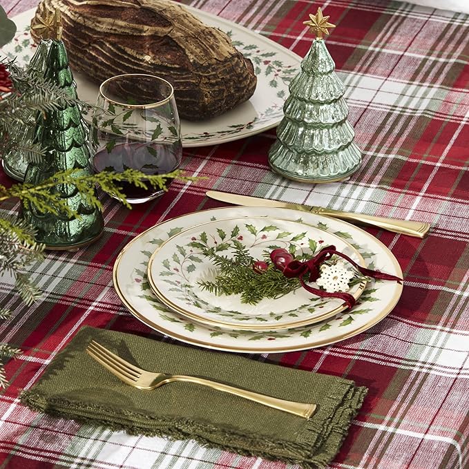 Lenox 893172 Holiday 12-Piece Plate and Bowl Set, Christmas Dinnerware, Hosting