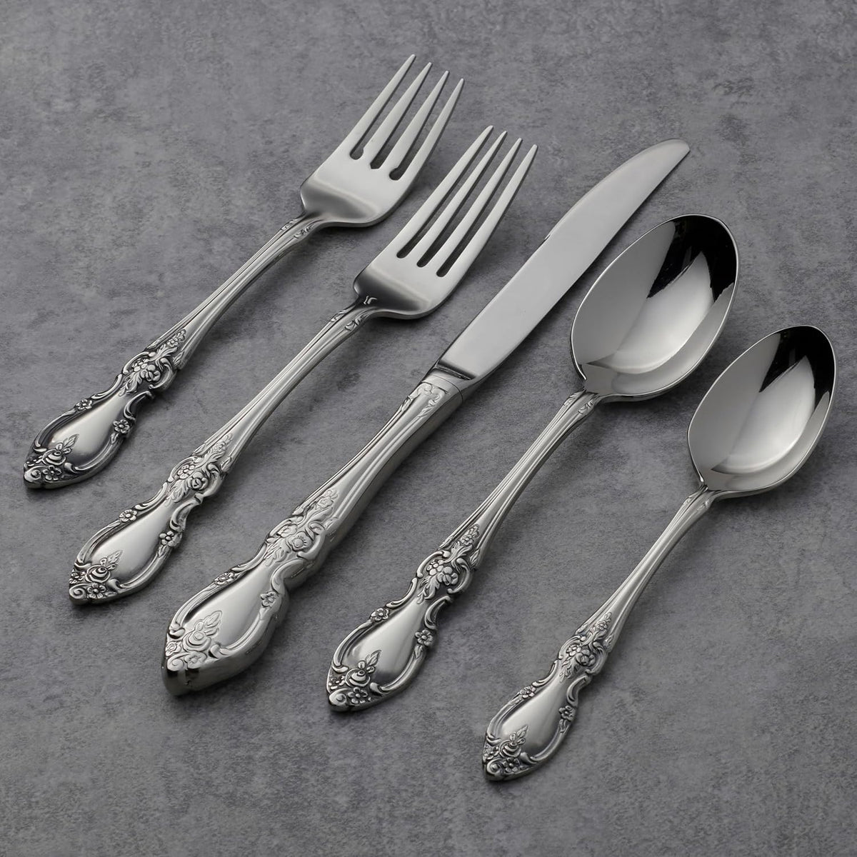 Oneida Louisiana 5-Piece Flatware Set, Service for 1,Silver