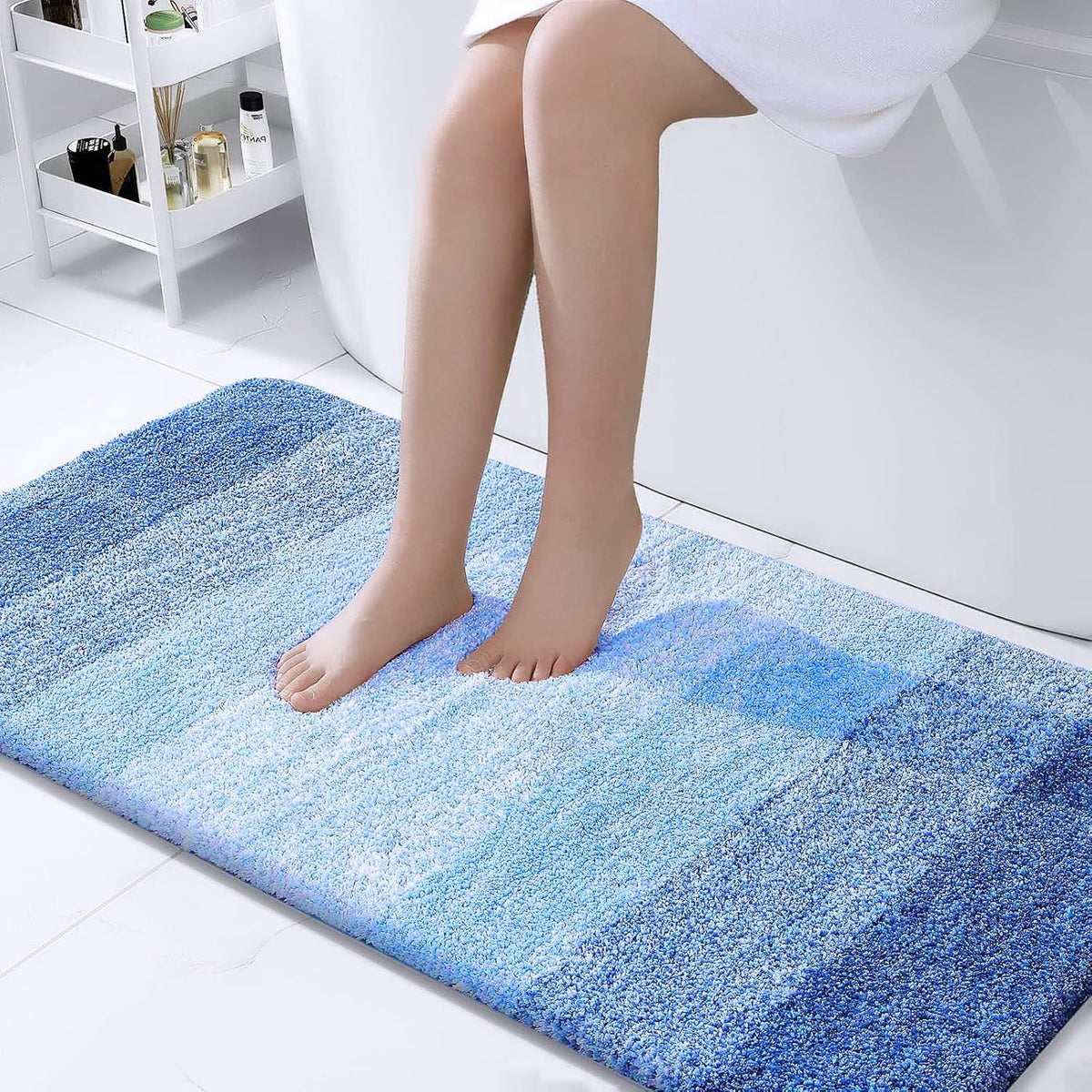 OLANLY Bathroom Runner Rugs 44x24, Extra Soft Absorbent Microfiber Bath Rugs, Rubber Backing, Quick Dry, Washable Bath Mats for Bathroom Floor, Tub and Shower, Home Decor Accessories, Light Royal Blue
