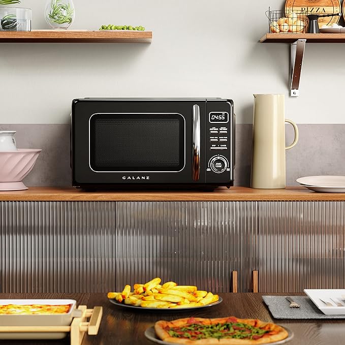 Galanz GLCMKZ09BKR09 Retro Countertop Microwave Oven with Auto Cook & Reheat, Defrost, Quick Start Functions, Easy Clean with Glass Turntable, Pull Handle, 0.9 cu ft, Black
