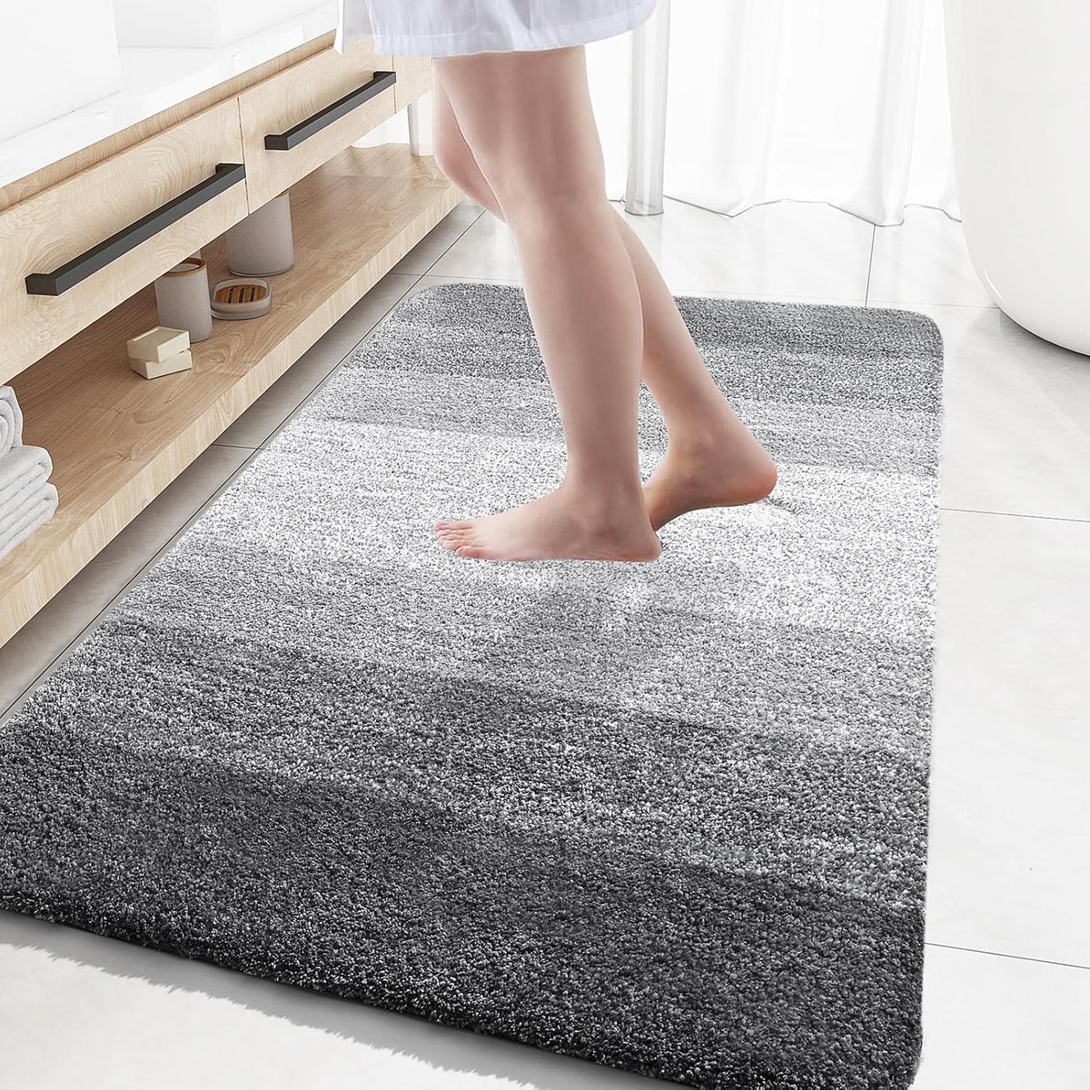 OLANLY Bathroom Rugs Mat 59x35, Extra Soft Absorbent Microfiber Bath Rugs, Rubber Backing, Quick Dry, Machine Washable Bath Mats for Bathroom Floor, Tub and Shower, Home Decor Accessories, Grey