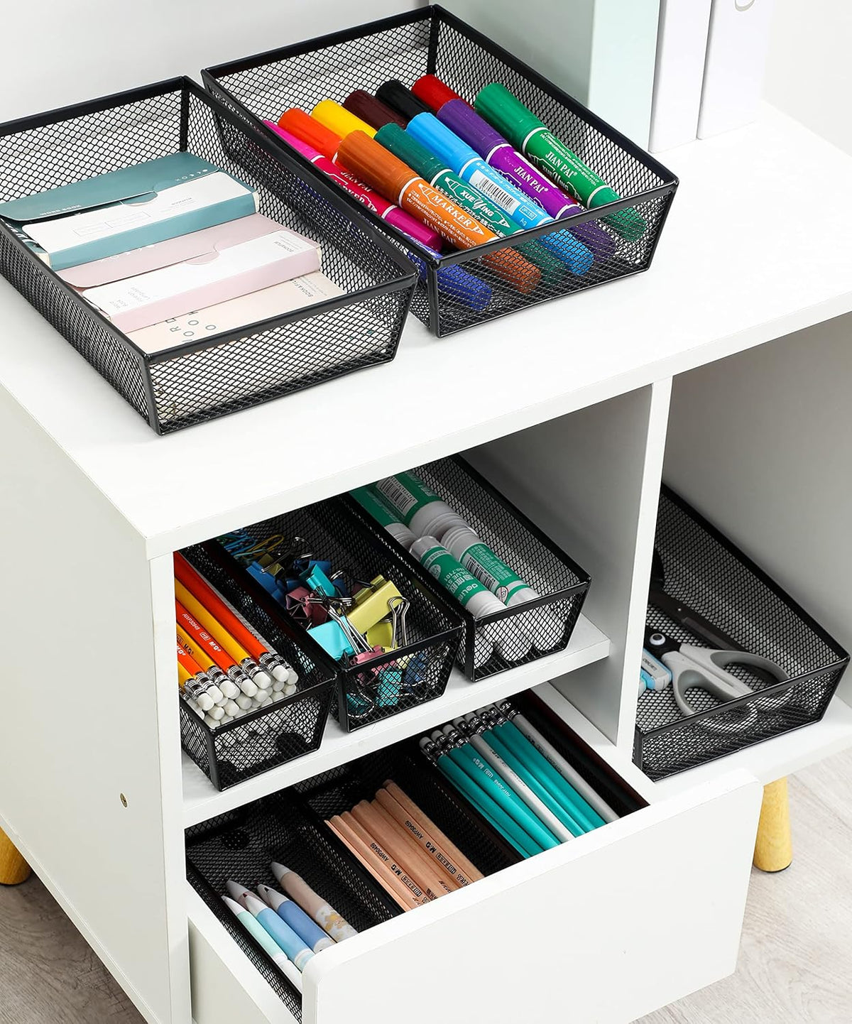 BYCY Silverware Drawer Organizer, Mesh Utensil Organizer for Kitchen Storage, Black Steel Metal Mesh Tray for Flatware Fork Spoon Knife (9x6-4P-Black)