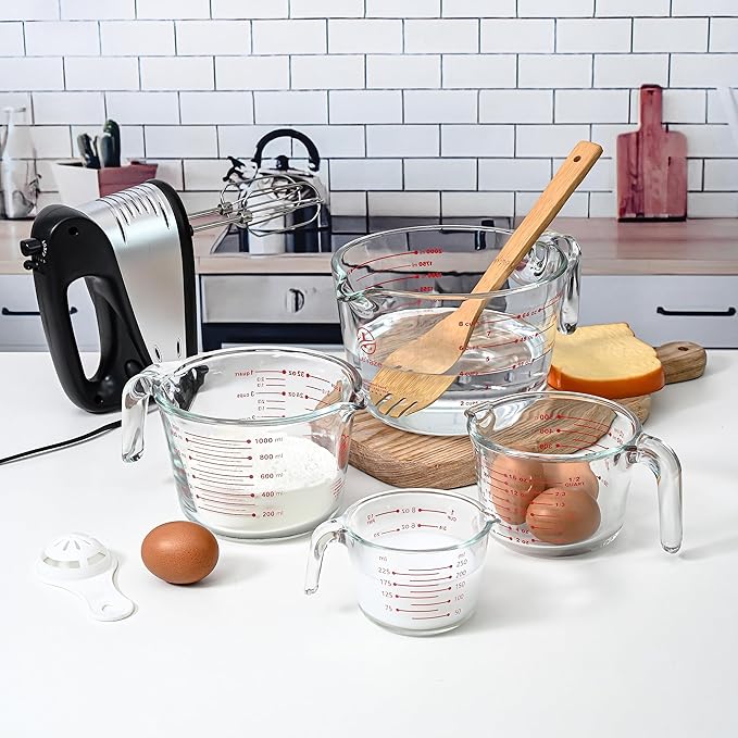 Le’raze Glass Measuring Cups Set of 4 – Heat-Resistant, Easy-Read Measurements, Ergonomic Handle & Pour Spout, Dishwasher Safe, Kitchen Bakeware Liquid Batter Mixing Bowls (1 cup, 2 cup, 4 cup, 8 Cup)