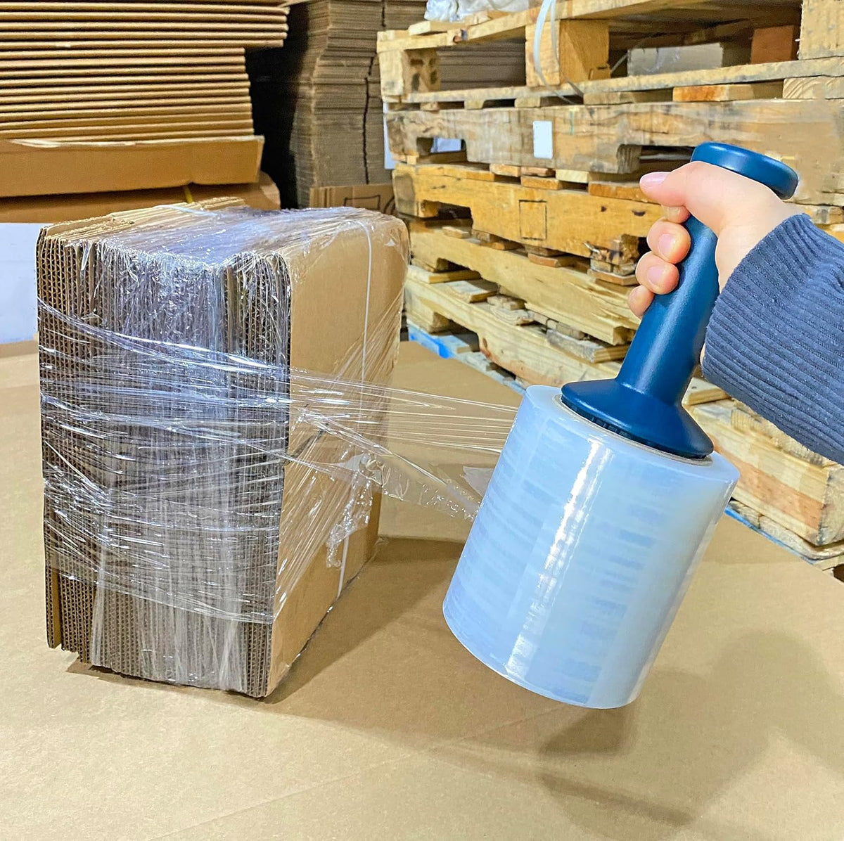 WOD SFD5 Blue Durable Plastic Handheld Compact Shrink Stretch Film Wrap Dispenser Handle - Ideal for Wrapping Pallets, Moving Supplies, & Packaging: Fits Any 3" in. Core (Pack of 1)