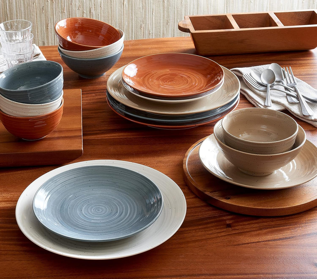 Sango Siterra Painter's Palette 16-Piece Stoneware Dinnerware Set – Service for 4, Multicolor with Unique Flecked Design, Perfect for Everyday Dining & Entertainment, Microwave & Dishwasher Safe